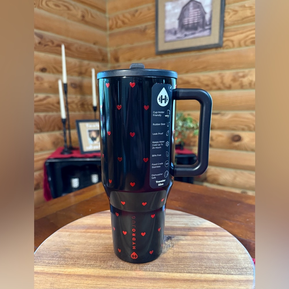 QUEEN OF HEARTS HydroJug 32oz Traveler Straw Tumbler • LEAKPROOF • Sold Out